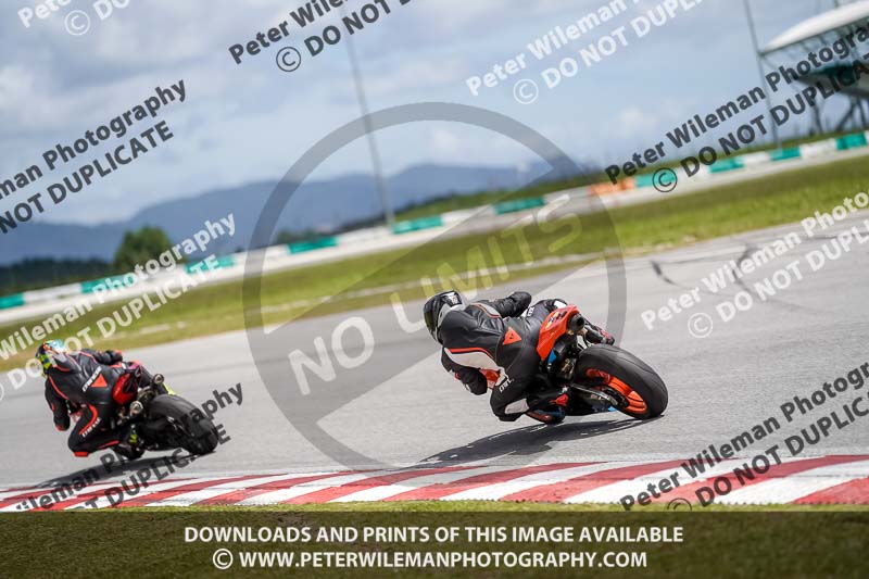 Sepang;event digital images;motorbikes;no limits;peter wileman photography;trackday;trackday digital images